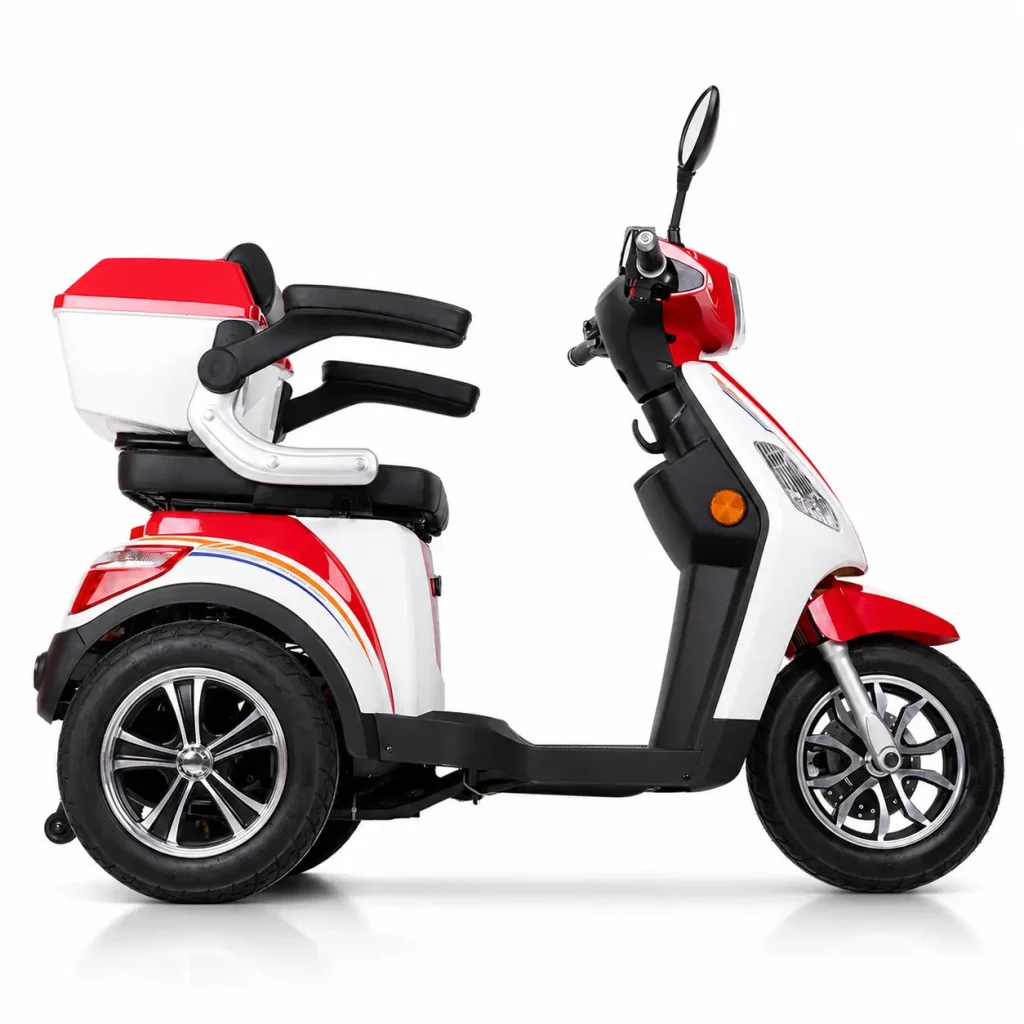 Alquiler de scooter eléctrico de movilidad modelo 3 ruedas en Mallorca